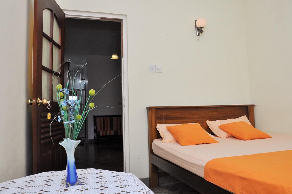 Hanthana Holiday Rooms Kandy Room photo