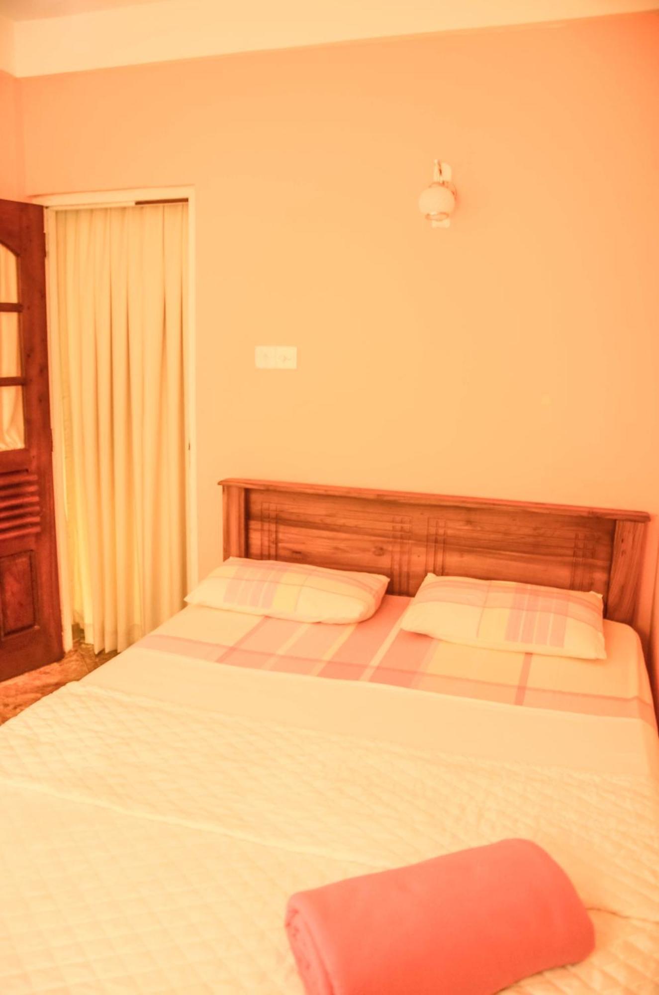 Hanthana Holiday Rooms Kandy Room photo