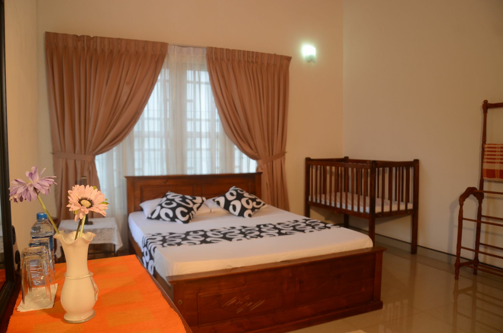 Hanthana Holiday Rooms Kandy Exterior photo